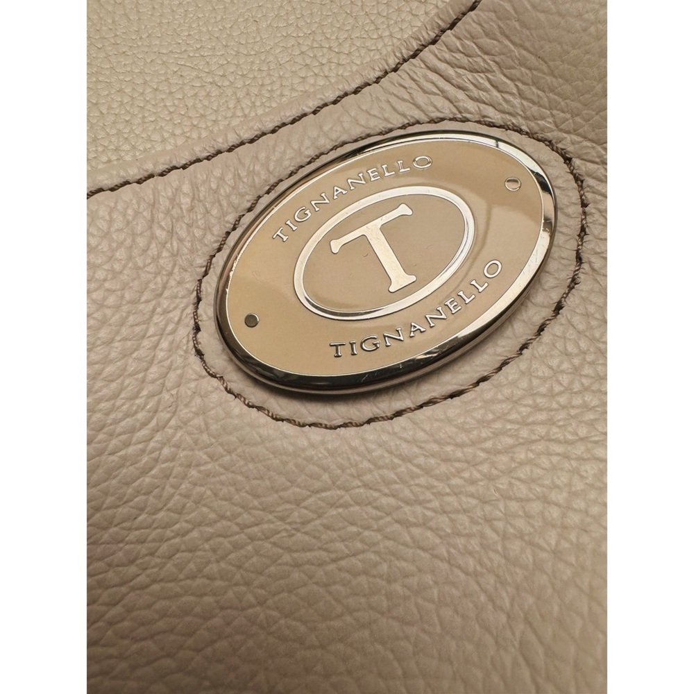π€ White Tignanello Purse π€ - Picture 2 of 5